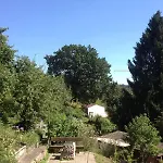 Private In Villa, 2 Minutes From Station, In The Longterm Contract Chf 1100 Per Month Gæstehus *