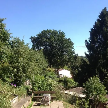 Private In Villa, 2 Minutes From Station, In The Longterm Contract Chf 1100 Per Month 招待所 *
